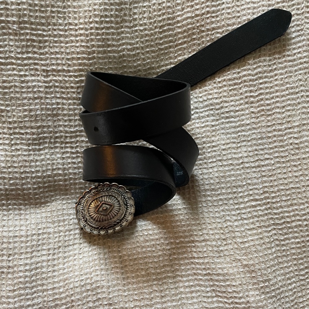 Levi’s Silver Buckle Leather Belt